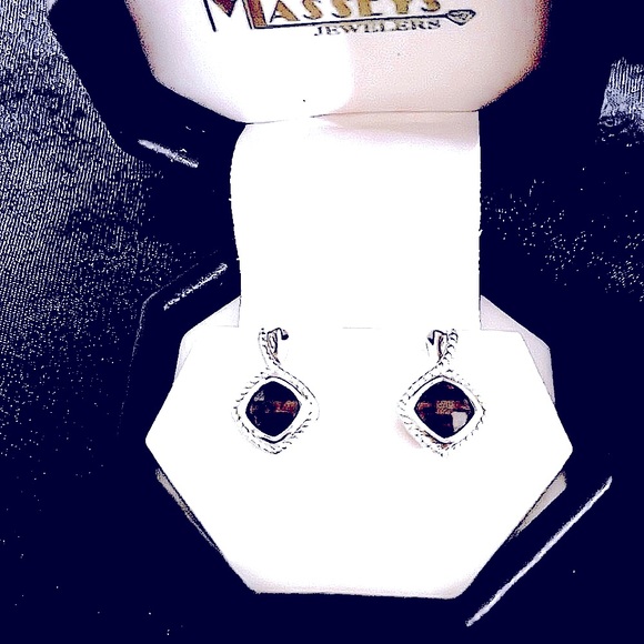 Nwot Dark brown chocolate quartz white gold earrings.  Perfect condition! - Picture 1 of 3